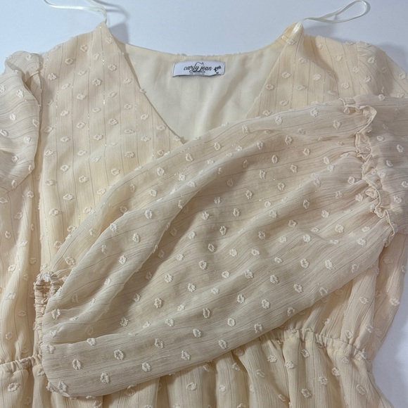 Carly Jean Los Angeles Ivory Long Sleeve Dress - Picture 5 of 7